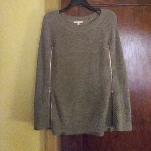 Poncho sweater